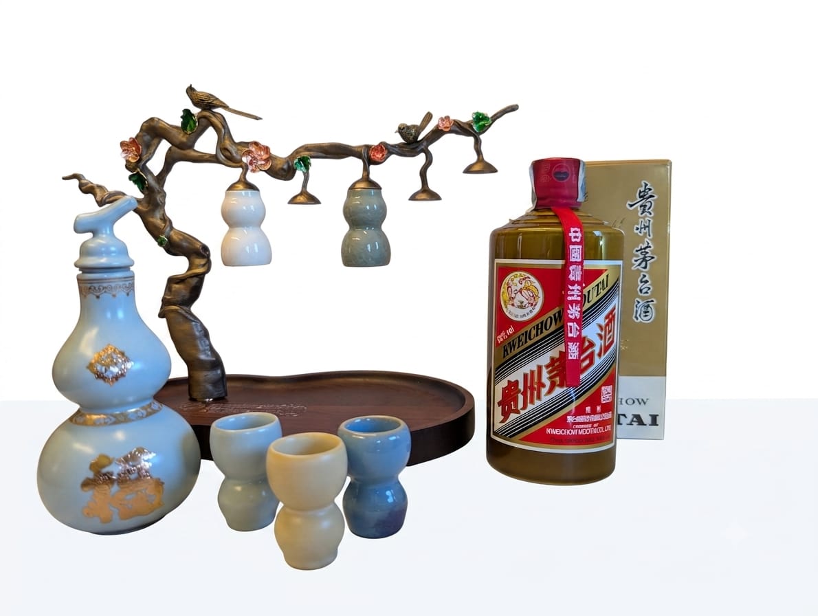 茅台酒套装“鸿运当头”+贵州茅台精品(53%体积,500ml)